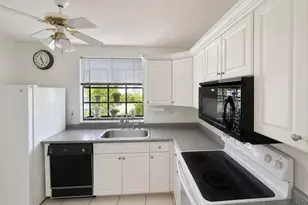 5068 Rose Hill Dr, Boynton Beach, FL 33437 - Photo 6