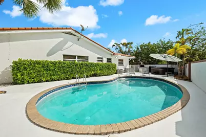 2200 NE 36th Street, Fort Lauderdale, FL 33308 - Photo 2