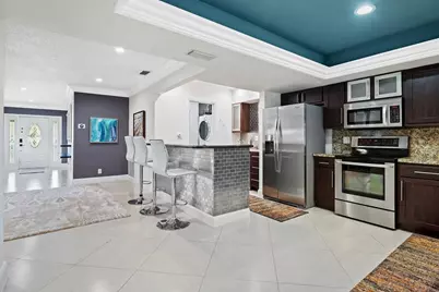 2200 NE 36th Street, Fort Lauderdale, FL 33308 - Photo 8