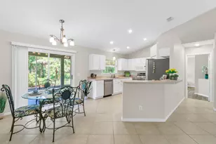 2735 47th Ave, Vero Beach, FL 32966 - Photo 4
