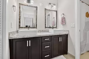 410 Lakeview Dr, Weston, FL 33326 - Photo 20