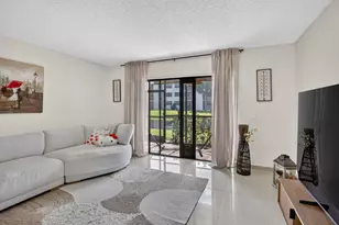 410 Lakeview Dr, Weston, FL 33326 - Photo 14