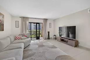 410 Lakeview Dr, Weston, FL 33326 - Photo 12