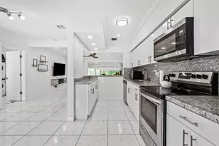 2440 SW 16th St, Fort Lauderdale, FL 33312 - Photo 20