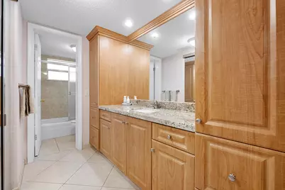 4270 NW 40th Street #205, Lauderdale Lakes, FL 33319 - Photo 10