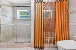 138 NE 29th St, Wilton Manors, FL 33334 - Photo 18