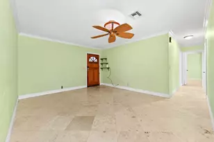 138 NE 29th St, Wilton Manors, FL 33334 - Photo 8