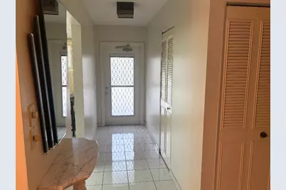 7561 NW 1st Street #207, Margate, FL 33063 - Photo 4