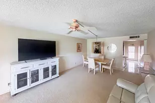 7561 NW 1st St, Margate, FL 33063 - Photo 8