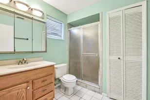 366 SE Lancaster Ave, Port Saint Lucie, FL 34984 - Photo 24