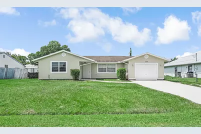 366 SE Lancaster Avenue, Port Saint Lucie, FL 34984 - Photo 1