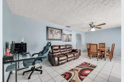 366 SE Lancaster Avenue, Port Saint Lucie, FL 34984 - Photo 6