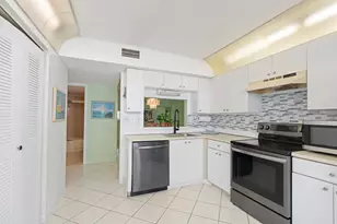 15450 Pembridge Ave, Delray Beach, FL 33484 - Photo 8