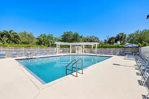 9905 NW 57th Manor, Coral Springs, FL 33076 - Photo 4