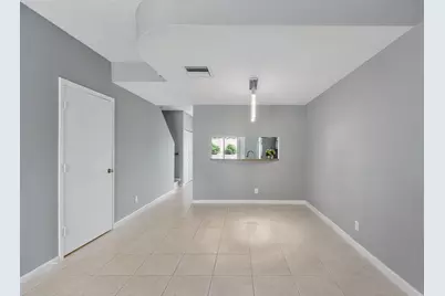 9905 NW 57th Manor, Coral Springs, FL 33076 - Photo 18