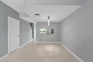 9905 NW 57th Manor, Coral Springs, FL 33076 - Photo 18
