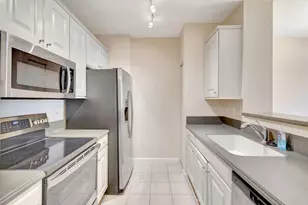780 S Sapodilla Ave, West Palm Beach, FL 33401 - Photo 6