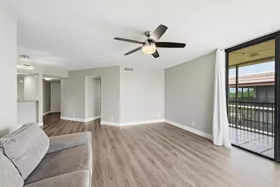 10401 W Broward Boulevard #401, Plantation, FL 33324 - Photo 4