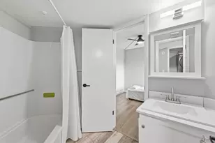 10401 W Broward Blvd, Plantation, FL 33324 - Photo 22