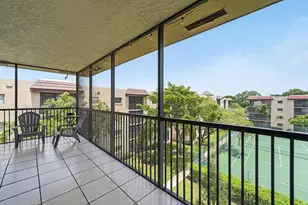 10401 W Broward Blvd, Plantation, FL 33324 - Photo 30