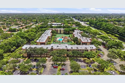 10401 W Broward Boulevard #401, Plantation, FL 33324 - Photo 42