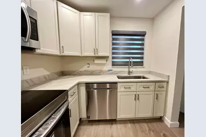 311 E Ocean Avenue #205, Lantana, FL 33462 - Photo 6