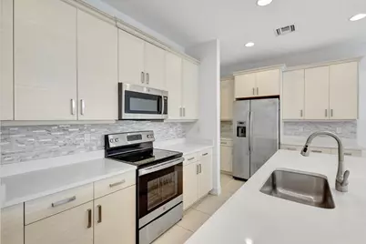 91 Palm Lane, Royal Palm Beach, FL 33411 - Photo 12