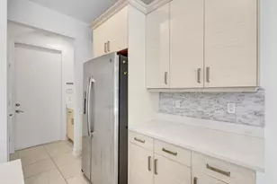 91 Palm Ln, Royal Palm Beach, FL 33411 - Photo 16