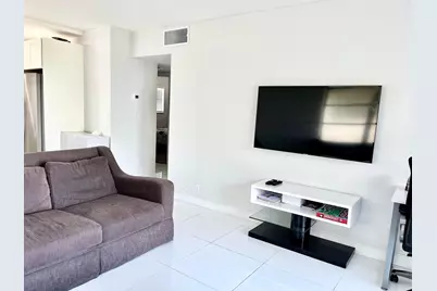 311 E Ocean Avenue #201, Lantana, FL 33462 - Photo 6