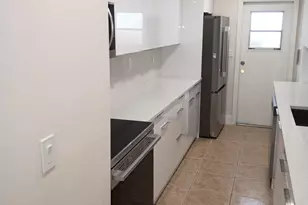 2421 N 40th Ave, Hollywood, FL 33021 - Photo 4