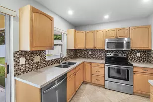 914 SW 4th St, Boca Raton, FL 33486 - Photo 12