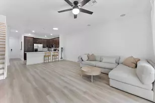 7783 Deercreek Ct, Davie, FL 33328 - Photo 6