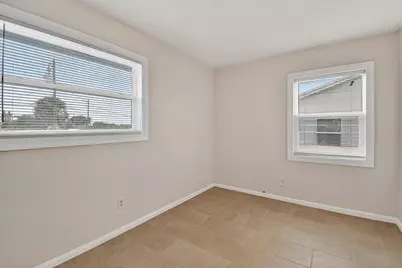 1618 W 26th Court #D, Riviera Beach, FL 33404 - Photo 8