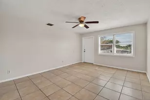 1618 W 26th Ct, Riviera Beach, FL 33404 - Photo 2