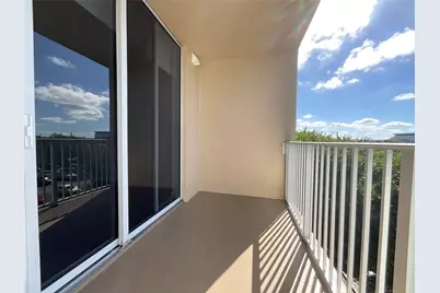 7707 NW 7 Street #3-616, Miami, FL 33126 - Photo 8