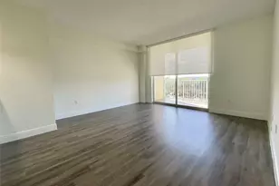 7707 NW 7th St, Miami, FL 33126 - Photo 2