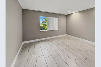 6301 N Falls Circle Drive #111, Lauderhill, FL 33319 - Photo 10