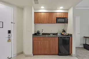 18001 Collins Ave, Sunny Isles Beach, FL 33160 - Photo 18