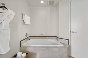 18001 Collins Ave, Sunny Isles Beach, FL 33160 - Photo 44