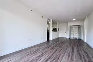 7707 NW 7th St, Miami, FL 33126 - Photo 2