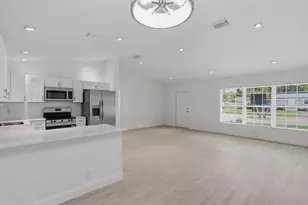 6900 2nd St St, Jupiter, FL 33458 - Photo 2