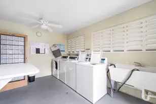 2915 Crosley Dr W, West Palm Beach, FL 33415 - Photo 14