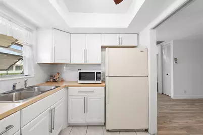 2915 Crosley Drive W #G, West Palm Beach, FL 33415 - Photo 4