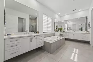 10432 N Lago Vista Cir, Parkland, FL 33076 - Photo 16