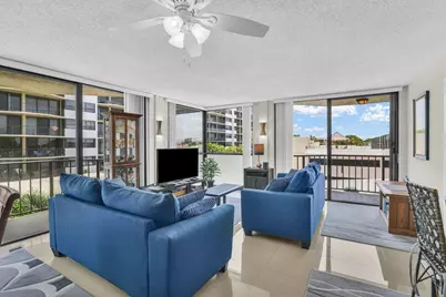 899 Jeffery Street #301, Boca Raton, FL 33487 - Photo 8