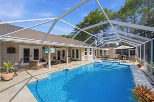 805 Daffodil Dr, Wellington, FL 33414 - Photo 4