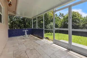 21452 Woodchuck Ln, Boca Raton, FL 33428 - Photo 10