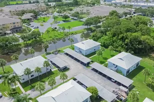 130 SE Village Dr, Port Saint Lucie, FL 34952 - Photo 16