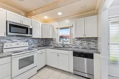 5725 Fernley Drive E #66, West Palm Beach, FL 33415 - Photo 8