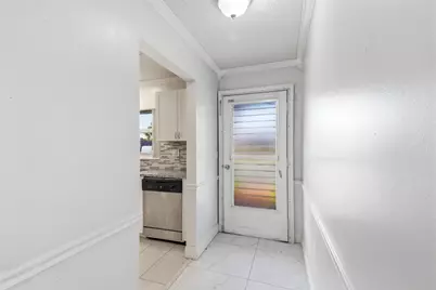 5725 Fernley Drive E #66, West Palm Beach, FL 33415 - Photo 4
